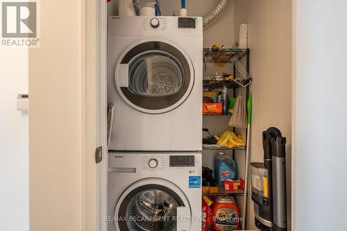 2302 - 30 Gibbs Road, Toronto, ON - Indoor Photo Showing Laundry Room