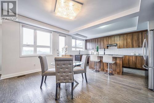 40 Conklin Crescent, Aurora, ON - Indoor Photo Showing Dining Room