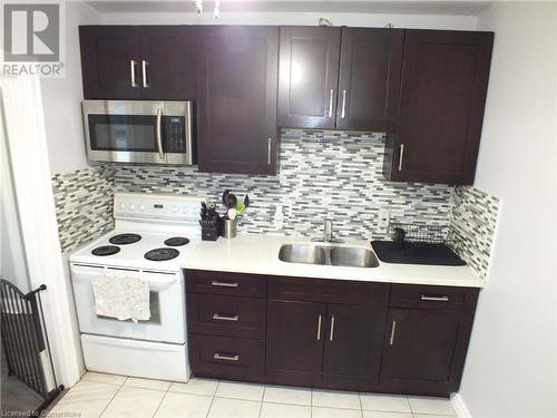 101 Albany Avenue, Hamilton, ON - Indoor Photo Showing Kitchen With Double Sink