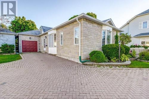 192 Silverbirch Boulevard, Hamilton, ON - Outdoor