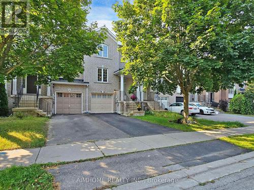 86 Banbrooke Crescent, Newmarket, ON - Outdoor With Facade