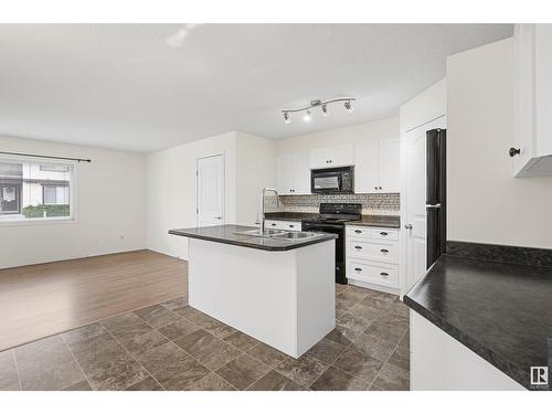 #73 604 62 St Sw, Edmonton, AB - Indoor Photo Showing Kitchen