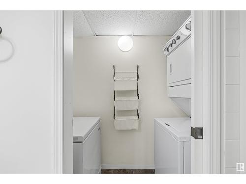 #73 604 62 St Sw, Edmonton, AB - Indoor Photo Showing Laundry Room