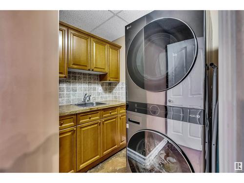 #801 10106 105 St Nw, Edmonton, AB - Indoor Photo Showing Laundry Room