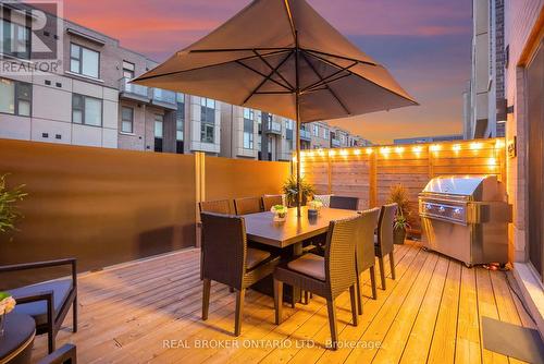 869 Clark Avenue W, Vaughan, ON - Outdoor With Deck Patio Veranda With Exterior