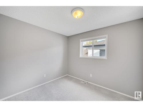 3923 28Street Nw, Edmonton, AB - Indoor Photo Showing Other Room