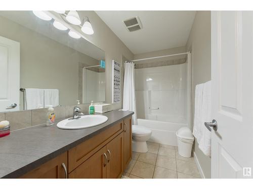 21906 94A Av Nw, Edmonton, AB - Indoor Photo Showing Bathroom