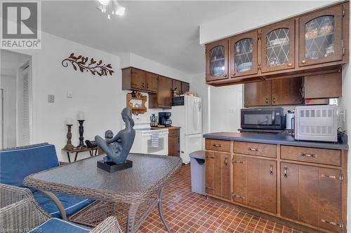 24 Stanley Street, Tiverton, ON - Indoor Photo Showing Kitchen