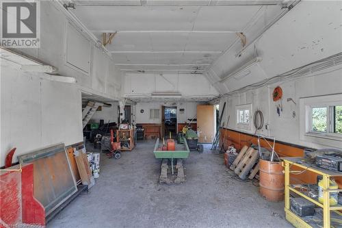 24 Stanley Street, Tiverton, ON - Indoor Photo Showing Garage