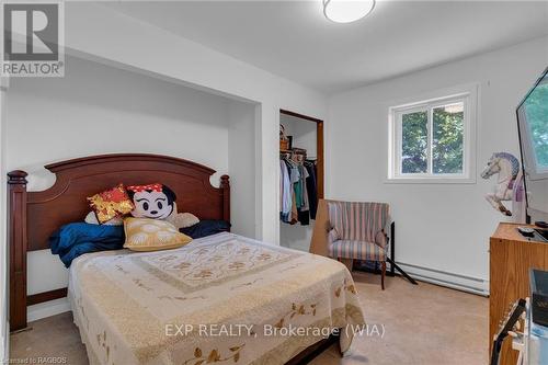 24 Stanley Street, Kincardine, ON - Indoor Photo Showing Bedroom