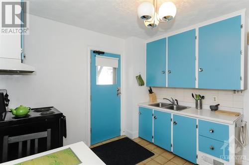 Unit2-Kitchen - 219 Arlington Avenue, Ottawa, ON - Indoor Photo Showing Kitchen With Double Sink