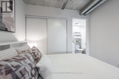 502 - 533 Richmond Street W, Toronto, ON - Indoor Photo Showing Bedroom