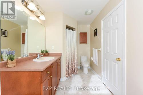 93 Nathaniel Crescent, Brampton, ON - Indoor Photo Showing Bathroom