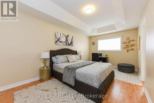 93 Nathaniel Crescent, Brampton, ON - Indoor Photo Showing Bedroom