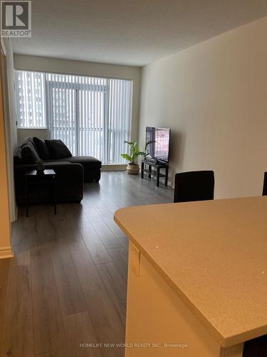 912 - 349 Rathburn Road W, Mississauga, ON - Indoor Photo Showing Living Room