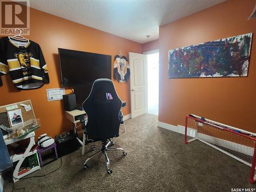 Schenher Acreage, Weyburn Rm No. 67, SK - Indoor Photo Showing Office