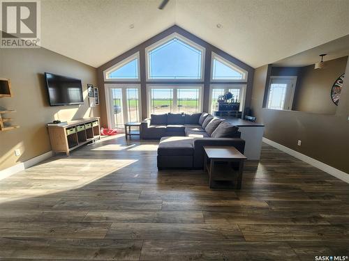 Schenher Acreage, Weyburn Rm No. 67, SK - Indoor Photo Showing Living Room