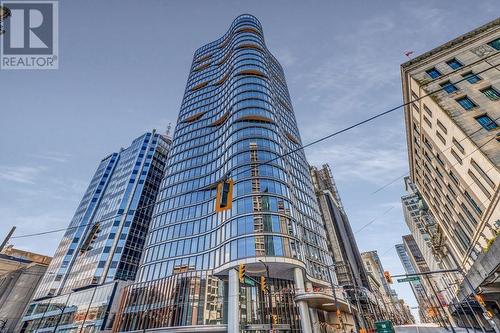 550 320 Granville Street, Vancouver, BC 