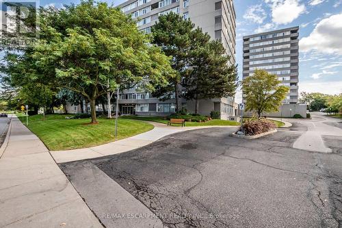 1108 - 30 Harrisford Street, Hamilton, ON - Outdoor