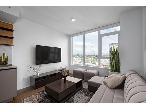 1408 10448 University Drive, Surrey, BC - Indoor Photo Showing Living Room