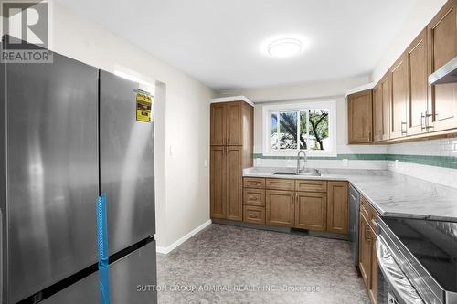 29 Roman Crescent, Brantford, ON - Indoor Photo Showing Kitchen