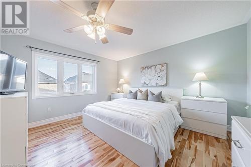 4264 Vivaldi Road E, Burlington, ON - Indoor Photo Showing Bedroom