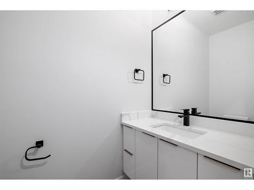 20928 26 Av Nw, Edmonton, AB - Indoor Photo Showing Bathroom