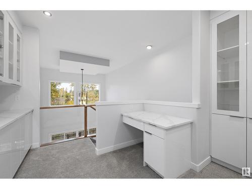 20928 26 Av Nw, Edmonton, AB - Indoor Photo Showing Other Room