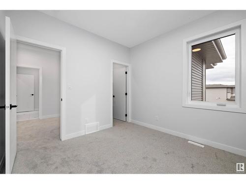 20928 26 Av Nw, Edmonton, AB - Indoor Photo Showing Other Room