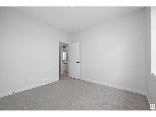 20928 26 Av Nw, Edmonton, AB - Indoor Photo Showing Other Room