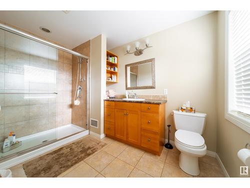 15006 Rio Terrace Dr Nw, Edmonton, AB - Indoor Photo Showing Bathroom