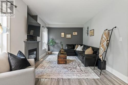 1536 Coldstream Drive, Oshawa (Taunton), ON - Indoor Photo Showing Living Room With Fireplace