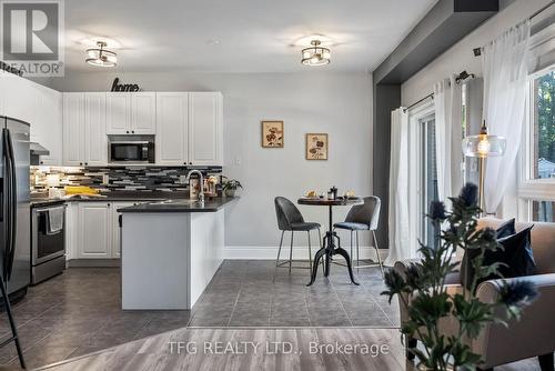 1536 Coldstream Drive, Oshawa (Taunton), ON - Indoor Photo Showing Kitchen With Upgraded Kitchen