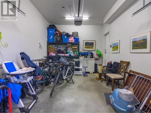 522 Edmonton Avenue Unit# 104, Penticton, BC - Indoor Photo Showing Garage