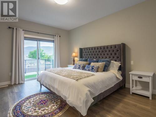 522 Edmonton Avenue Unit# 104, Penticton, BC - Indoor Photo Showing Bedroom