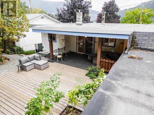 504 Seventh  Street, Nelson, BC - Outdoor With Deck Patio Veranda