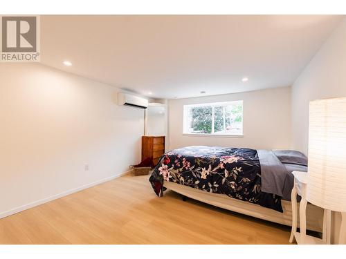 504 Seventh  Street, Nelson, BC - Indoor Photo Showing Bedroom