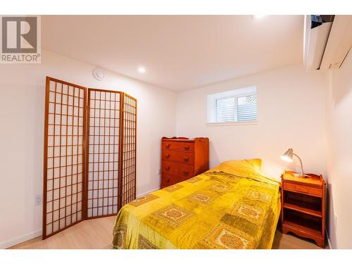 504 Seventh  Street, Nelson, BC - Indoor Photo Showing Bedroom