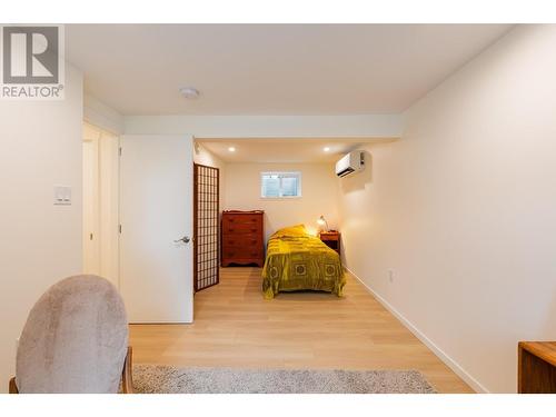 504 Seventh  Street, Nelson, BC - Indoor Photo Showing Other Room