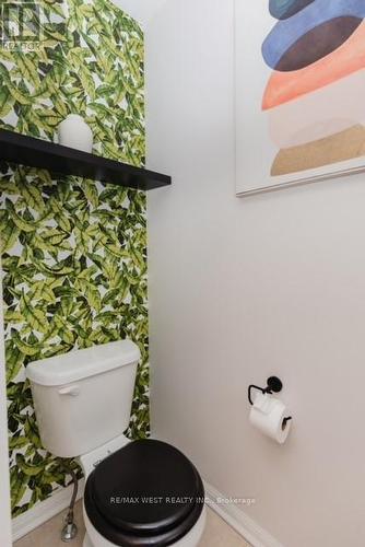 25 Ashen Tree Lane, Brampton, ON - Indoor Photo Showing Bathroom