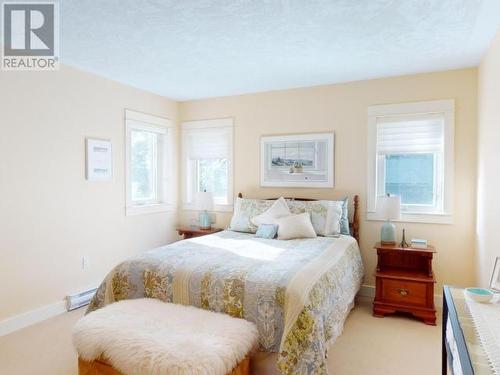 4810 Sanderson Road, Texada Island, BC - Indoor Photo Showing Bedroom