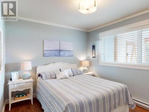 4810 Sanderson Road, Texada Island, BC - Indoor Photo Showing Bedroom