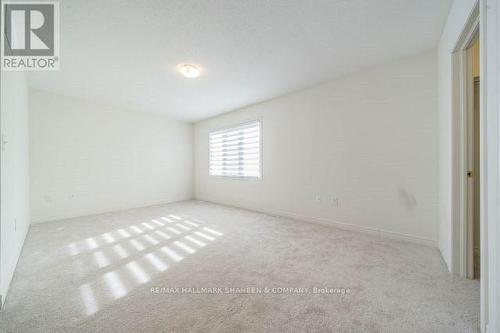 10 John Moore Road, East Gwillimbury, ON - Indoor Photo Showing Other Room