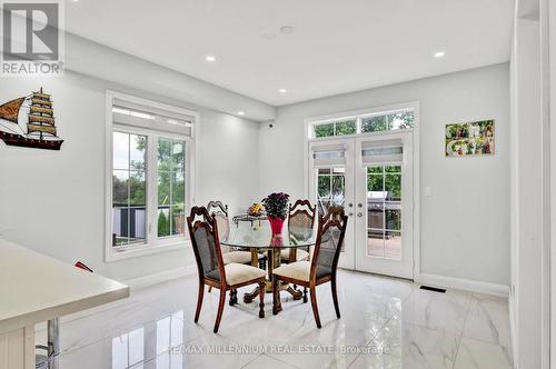 277 Gibson Circle, Bradford West Gwillimbury, ON - Indoor Photo Showing Dining Room