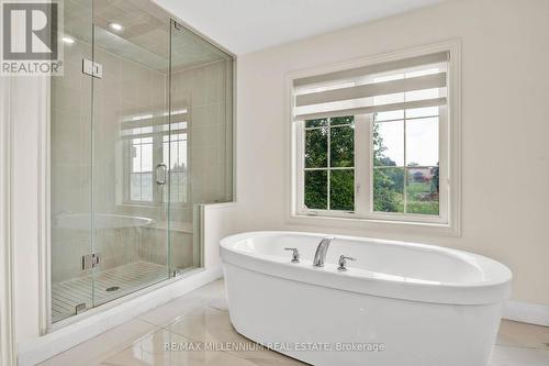 277 Gibson Circle, Bradford West Gwillimbury, ON - Indoor Photo Showing Bathroom