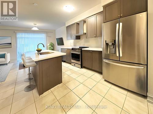 14 Gunn Avenue, Brantford, ON - Indoor Photo Showing Kitchen With Upgraded Kitchen