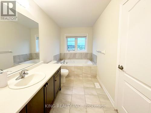 14 Gunn Avenue, Brantford, ON - Indoor Photo Showing Bathroom