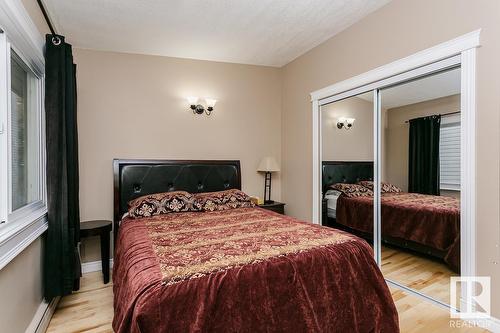 10629 110 St Nw, Edmonton, AB - Indoor Photo Showing Bedroom