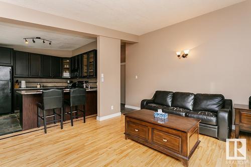 10629 110 St Nw, Edmonton, AB - Indoor Photo Showing Living Room