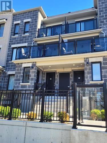 32D Lookout Drive, Clarington, ON - Outdoor With Balcony With Facade